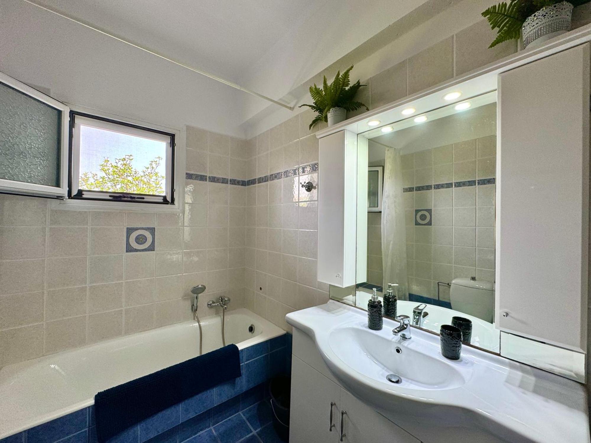 Villa Serenity Spilia Garden Floor อาร์กอสโตลี ภายนอก รูปภาพ